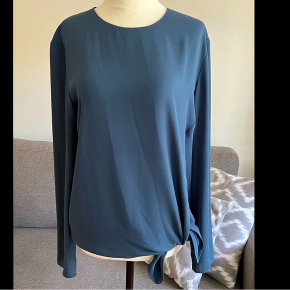 Aritzia Babaton Tadema Blouse Black Small - Picture 7 of 8